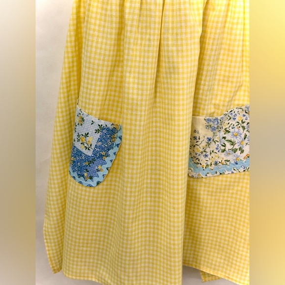 Children’s Yellow & White Check & Floral Apron - Picture 12 of 12